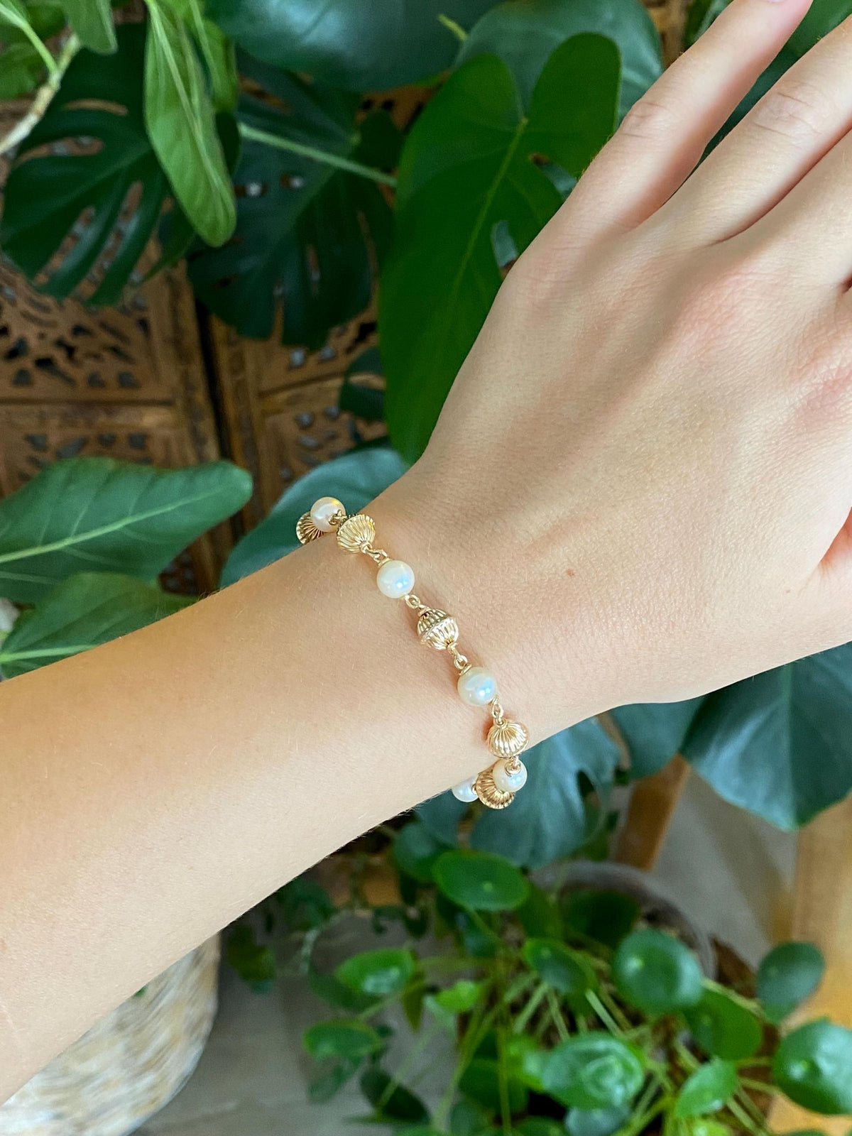 Vintage Solid 14k Yellow Gold Pearls Textured Gold Bead Link Bracelet - 7inches