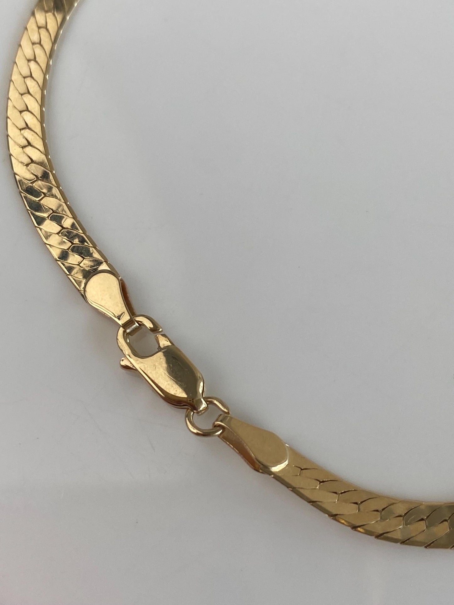 Vintage Solid 14k Yellow Gold Herringbone Chain Bracelet - 8.25 inches