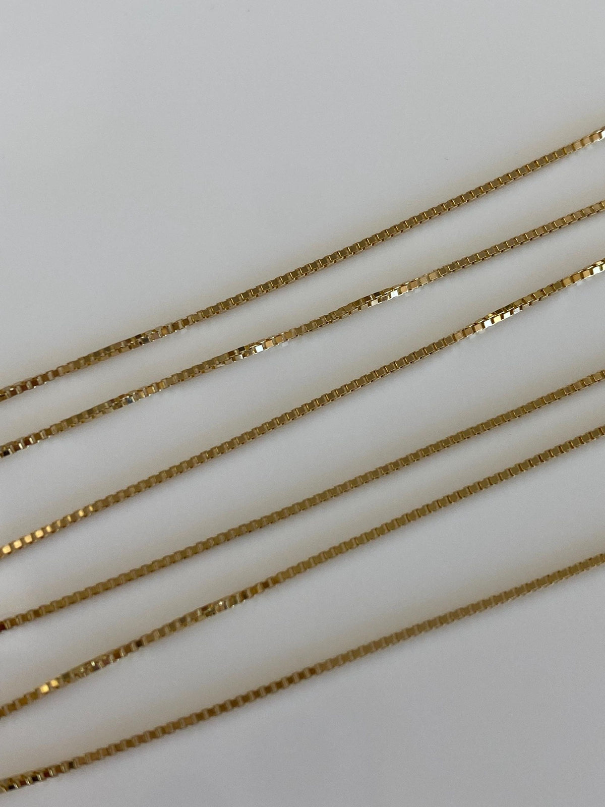 Vintage Solid 14k Yellow Gold Dainty Box Chain Necklace - 18 inches