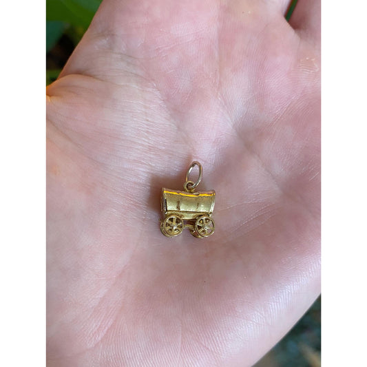 Vintage Solid 10k Yellow Gold Oregon Trail Carriage Charm