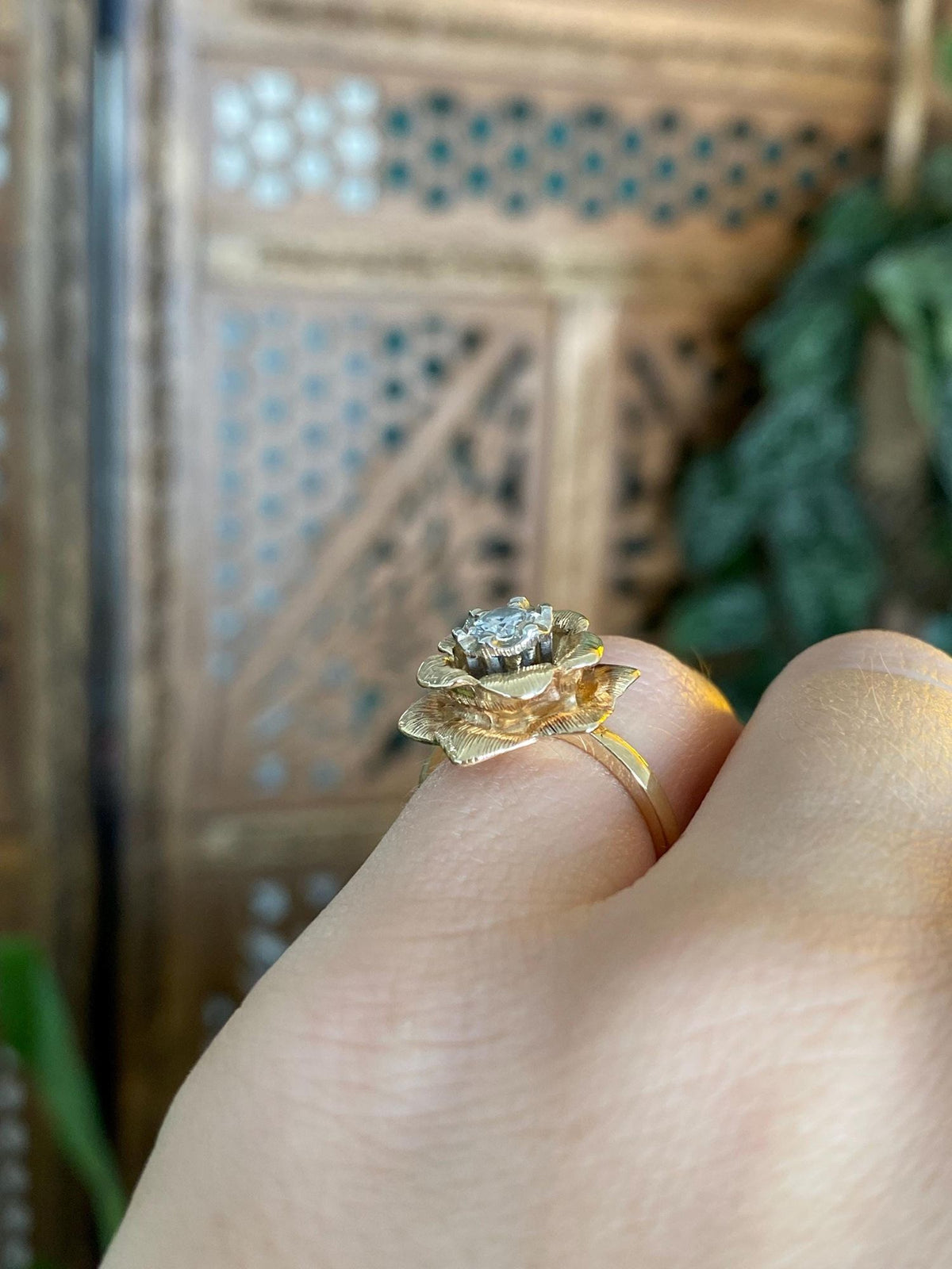 Vintage Solid 14k Yellow Gold Diamond Rose Ring - Size 4.25