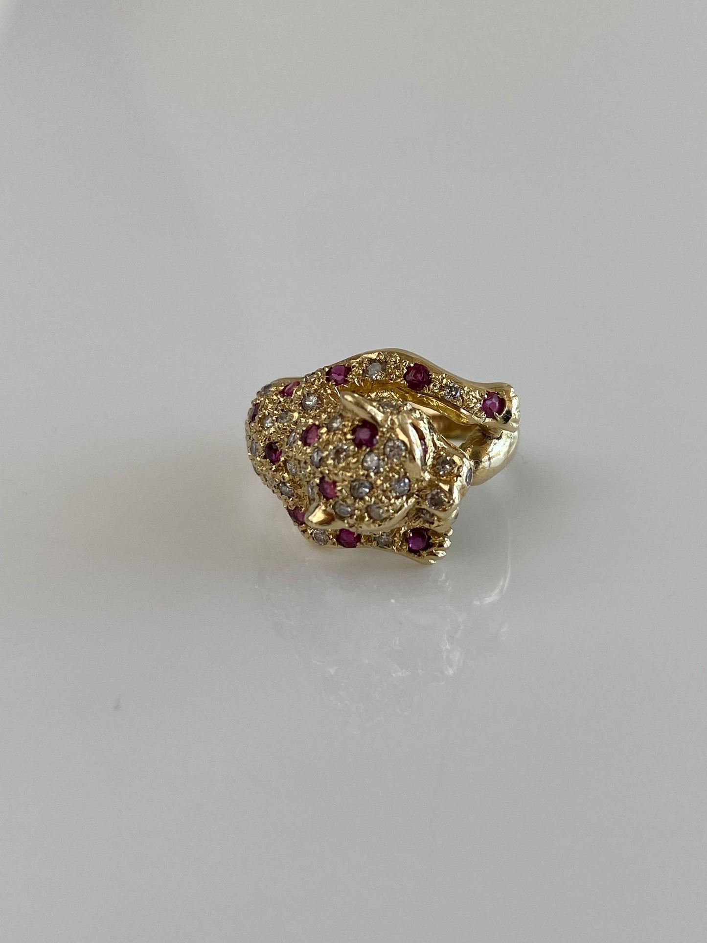 Vintage Solid 14k Yellow Gold Ruby Diamond Jaguar Ring - Size 3
