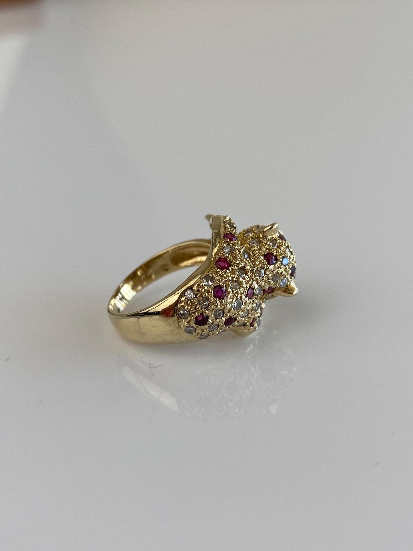 Vintage Solid 14k Yellow Gold Ruby Diamond Jaguar Ring - Size 3