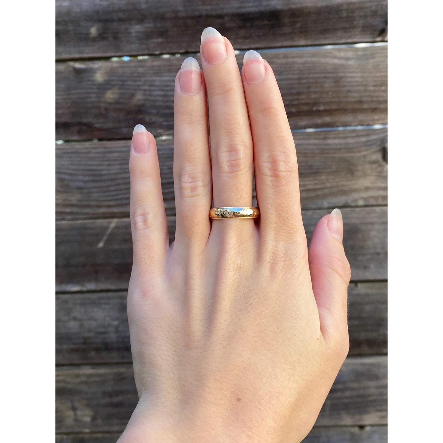 Vintage Solid 14k Yellow Gold Star Design Milgrain Ring Band - Size 9.75