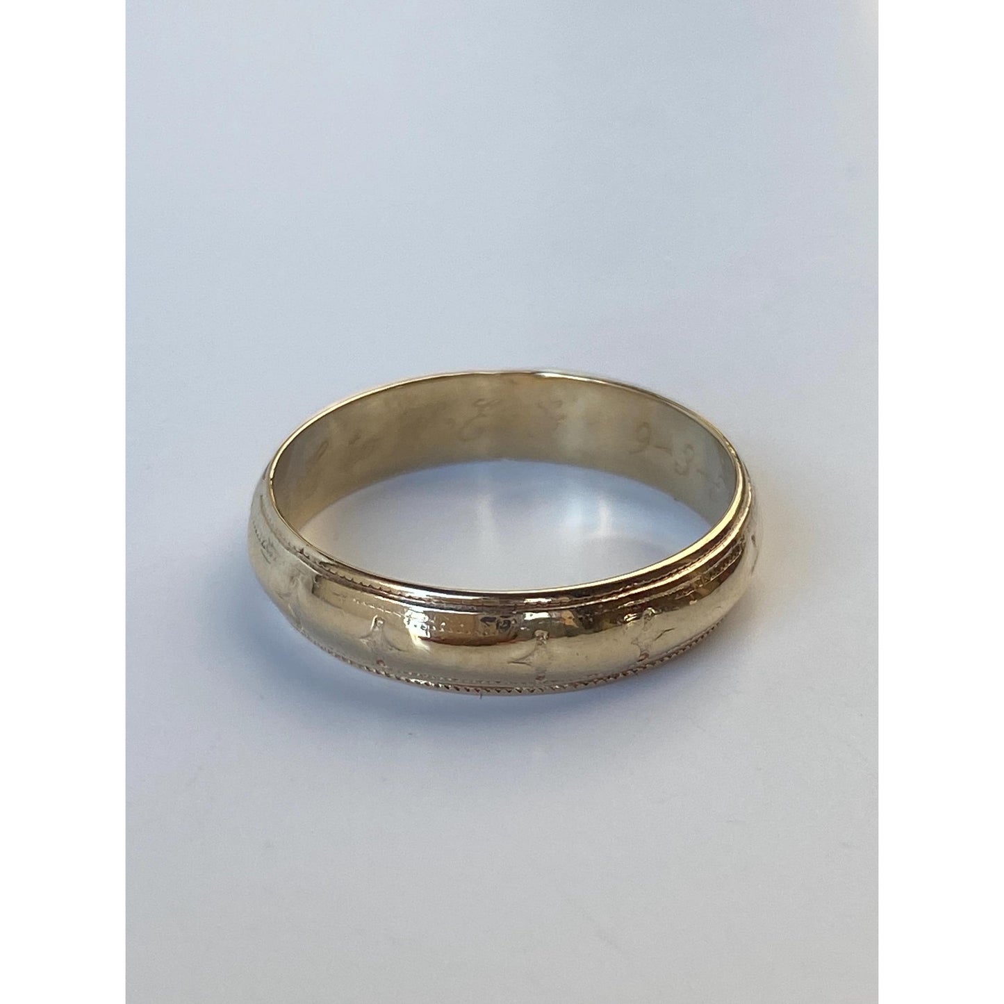 Vintage Solid 14k Yellow Gold Star Design Milgrain Ring Band - Size 9.75