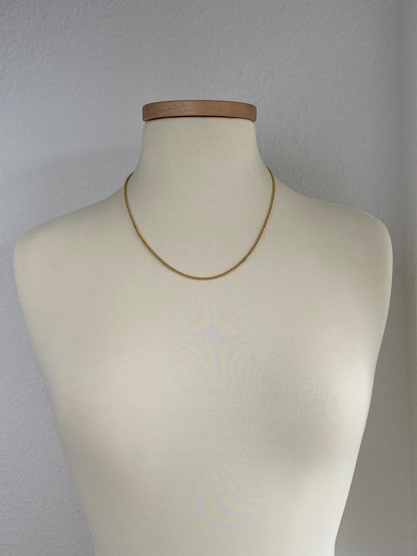 Vintage Solid 18k Yellow Gold Curb Chain Necklace - 21 inches