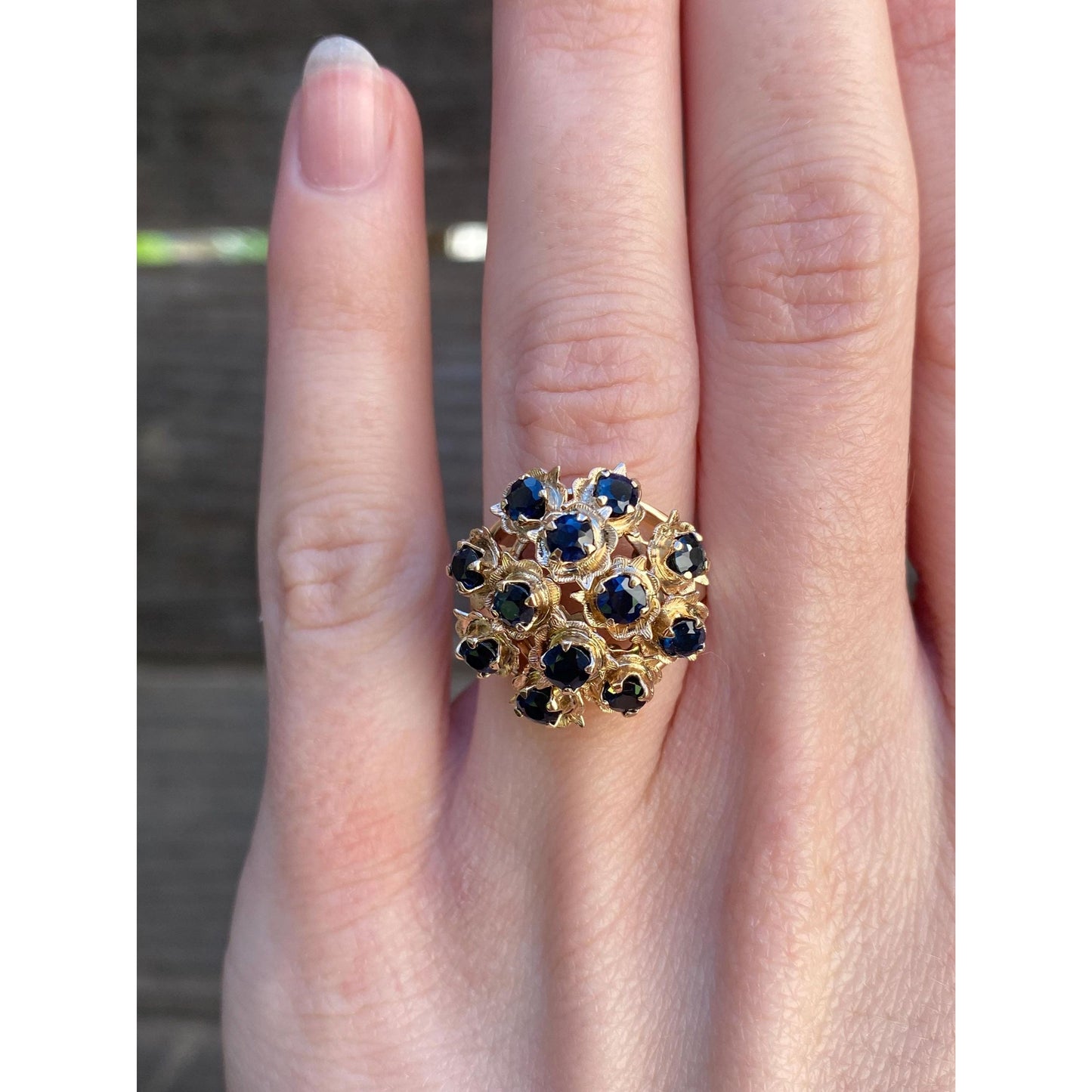 Solid 14k Yellow Gold Blue Sapphire Moving Cocktail Ring - Size 4.5