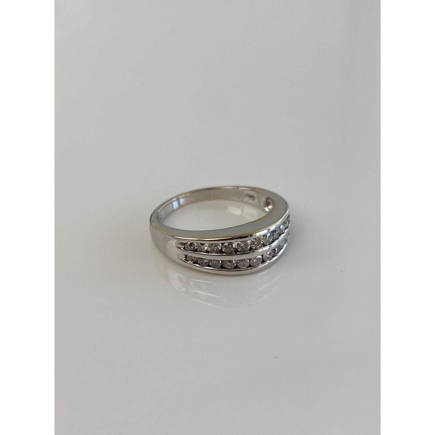 Vintage Solid 14k White Gold Diamond Ring Band - Size 6.75