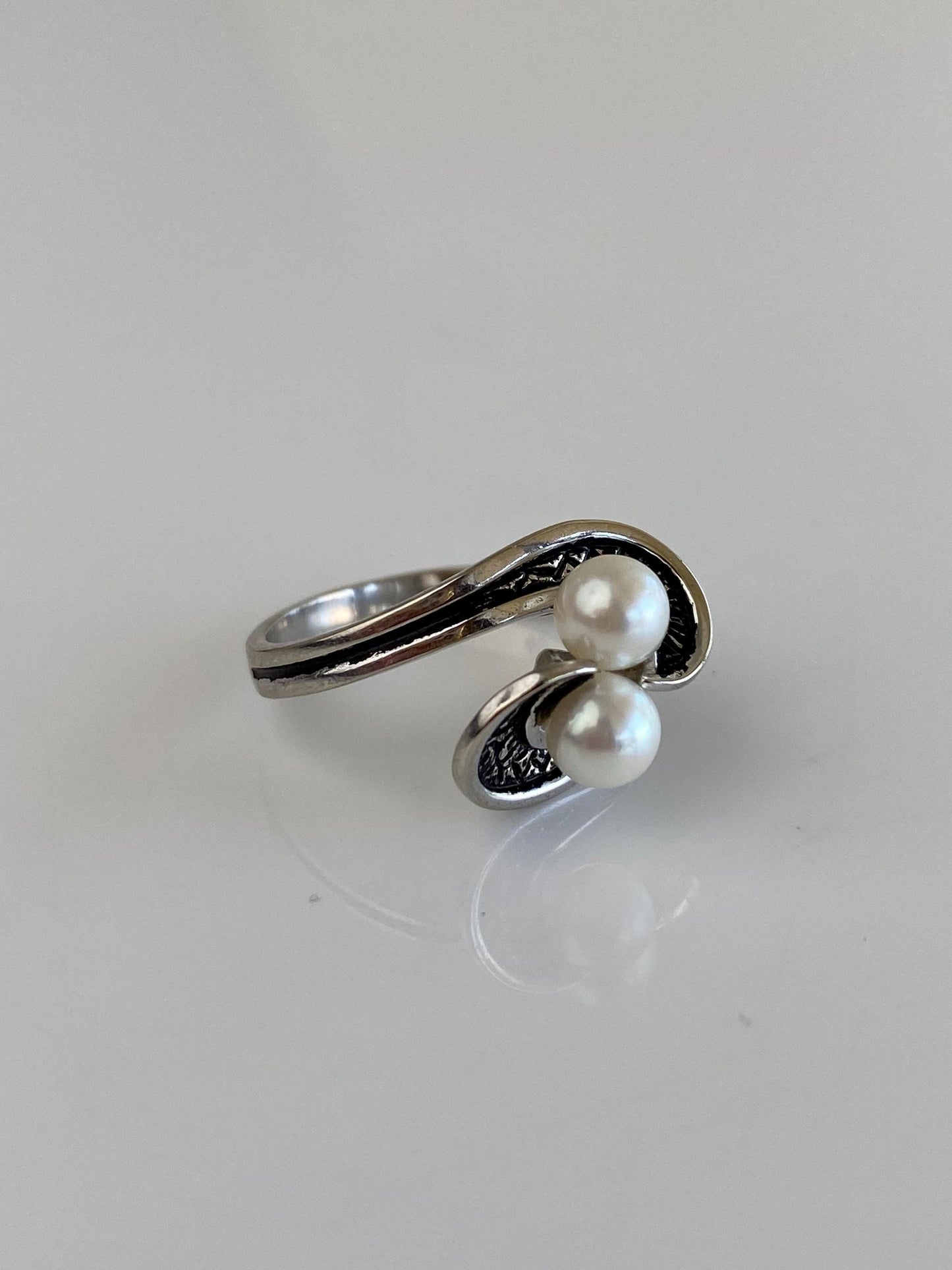 Vintage Solid 10k White Gold Pearls Ring - Size 6