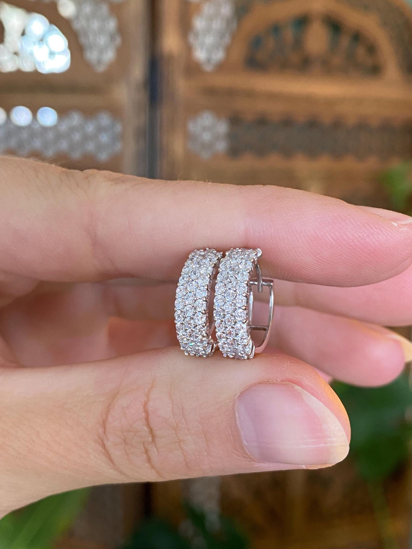Vintage Solid 10k White Gold Cubic Zirconia Hoop Earrings