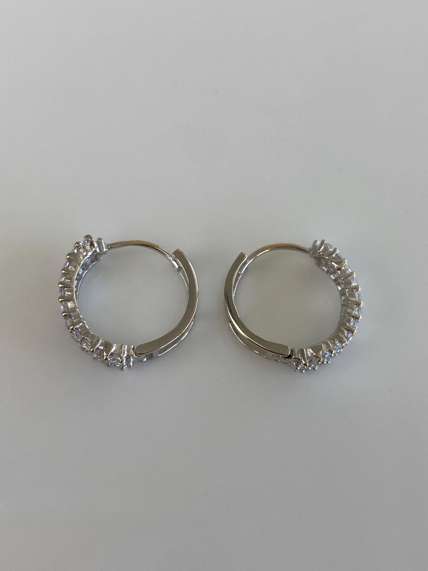 Vintage Solid 10k White Gold Cubic Zirconia Hoop Earrings