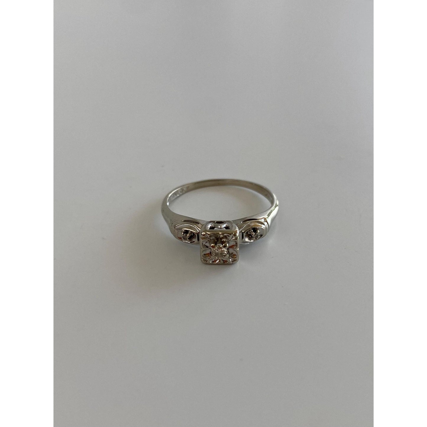 Vintage Solid 14k White Gold Diamond Art Deco Ring - Size 6.75