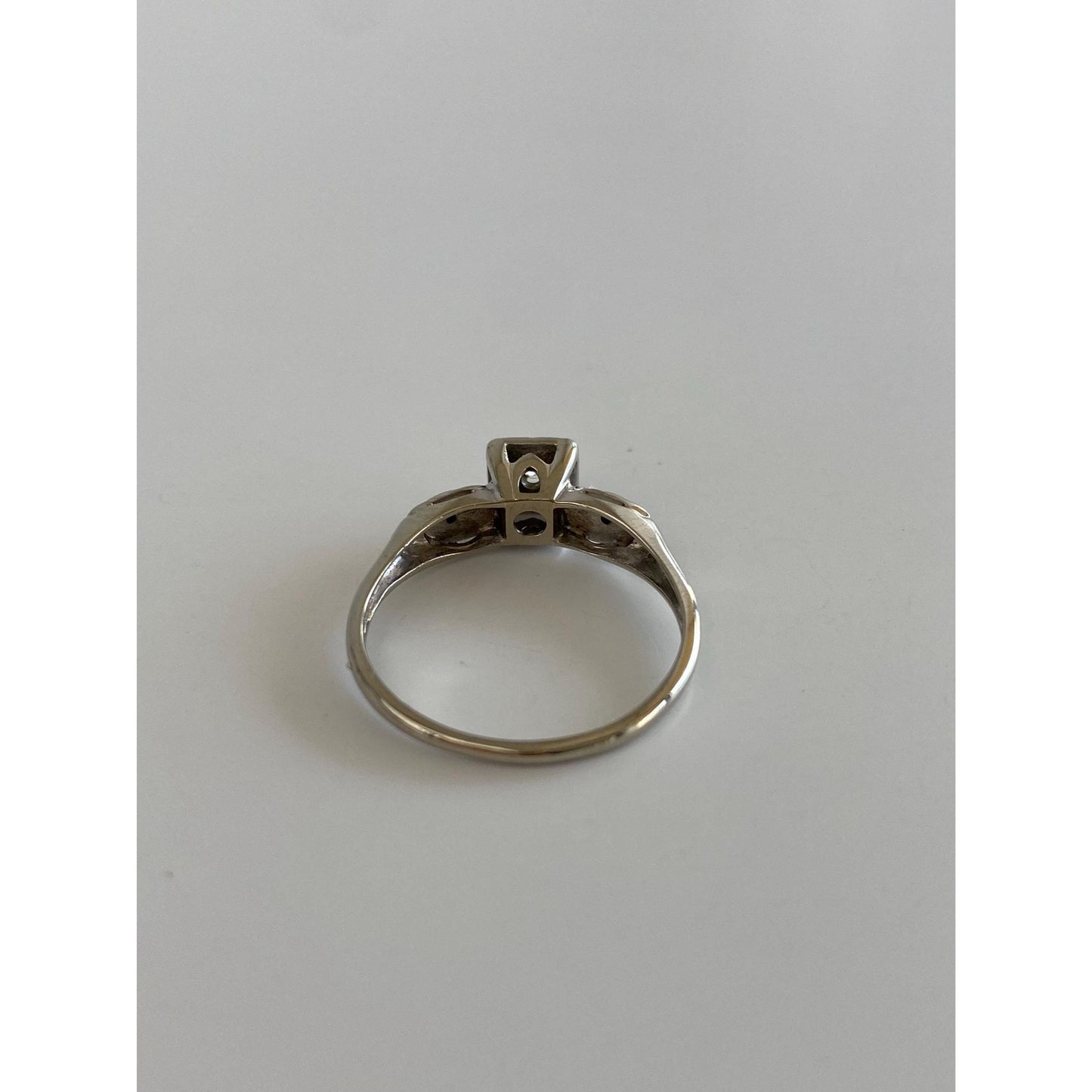 Vintage Solid 14k White Gold Diamond Art Deco Ring - Size 6.75