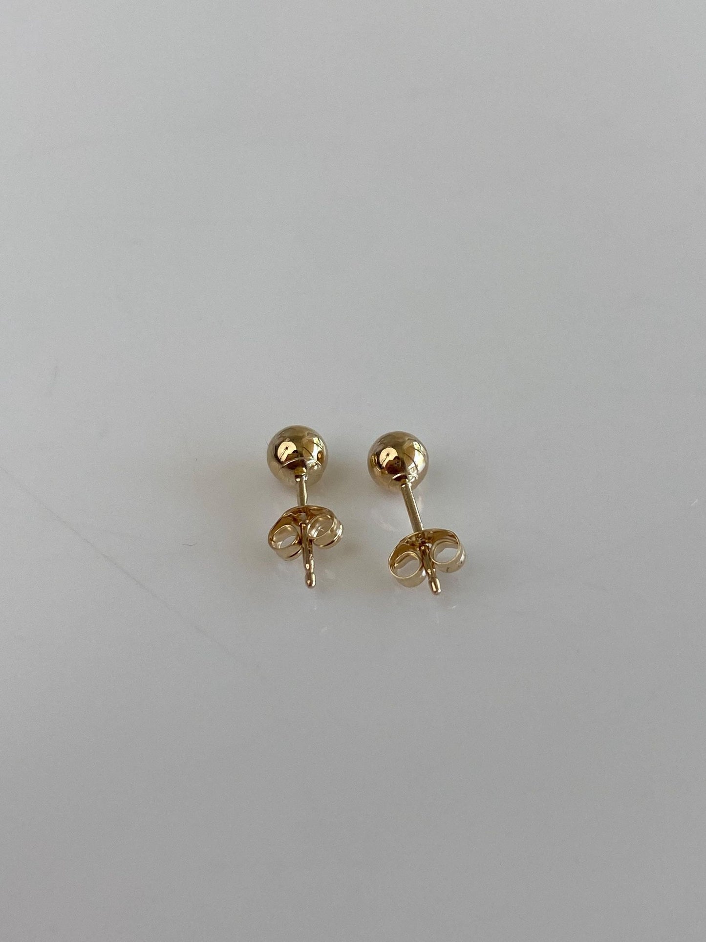 Vintage 14k Yellow Gold Little Gold Ball Stud Earrings