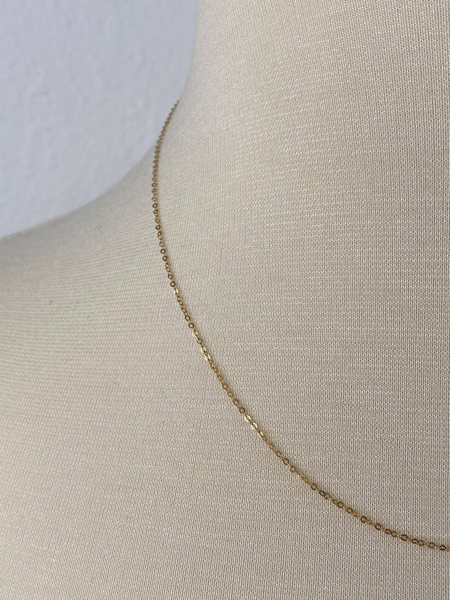 Vintage Solid 14k Yellow Gold Dainty Cable Chain Necklace - 18 inches