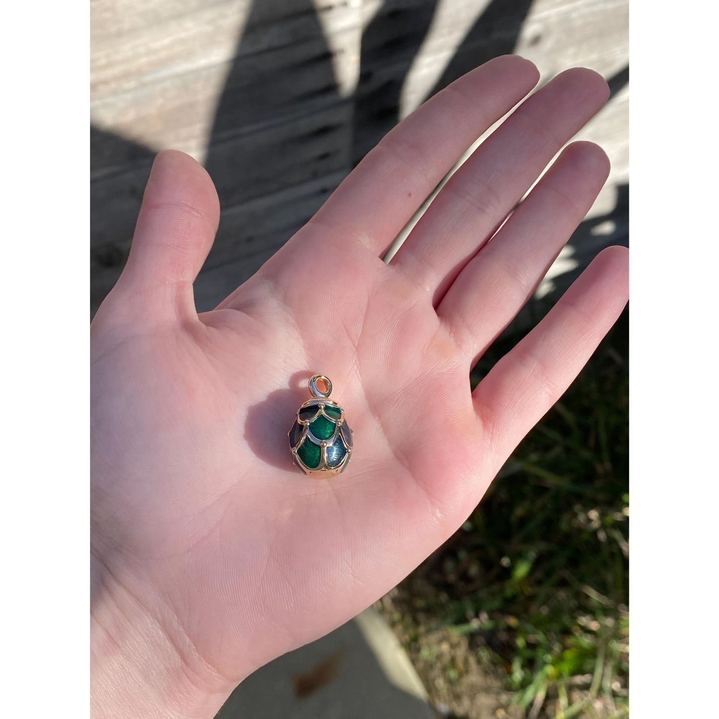 Vintage 18k Yellow Gold Green Enamel Egg Charm