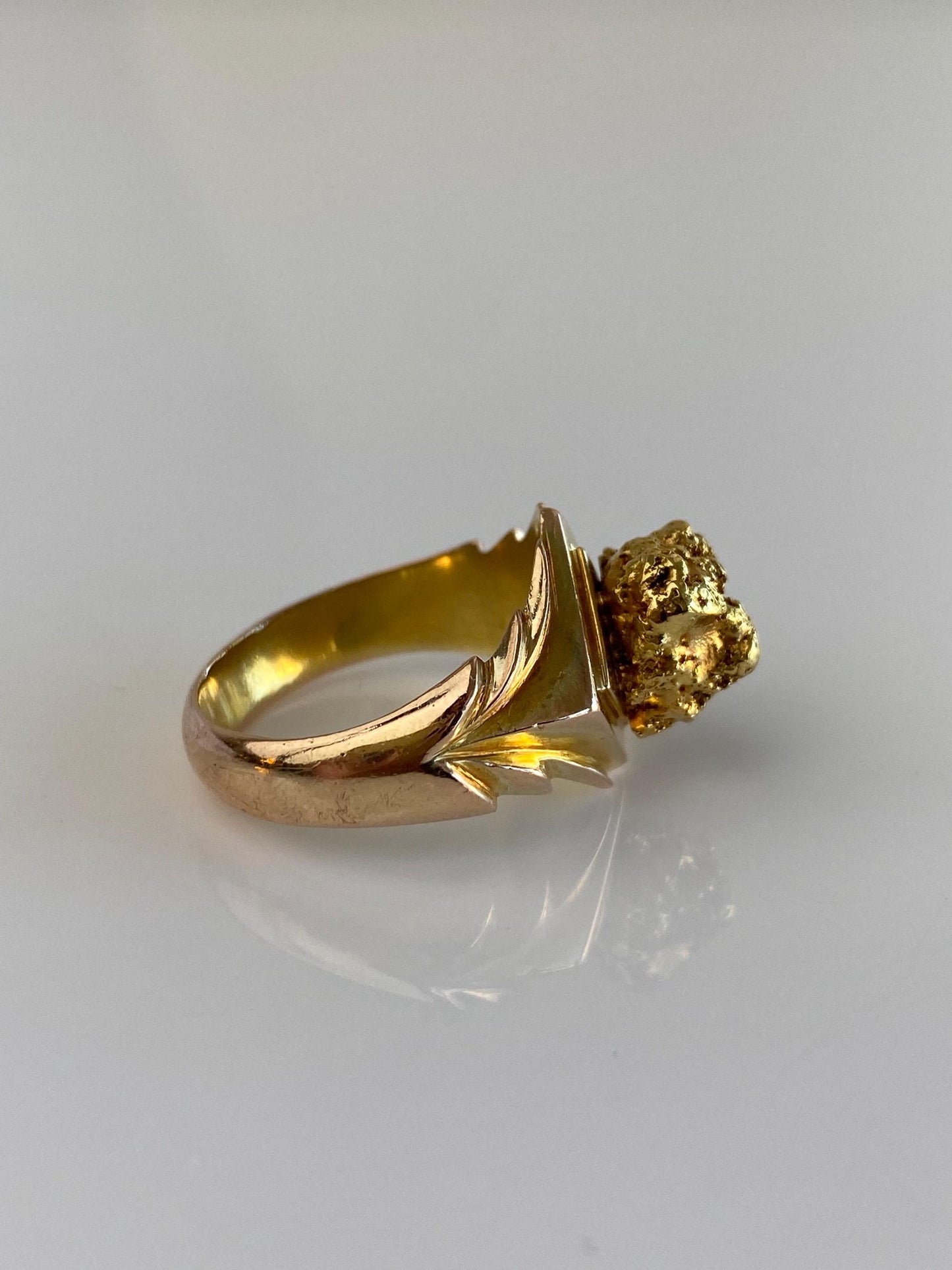 Vintage Solid 10k & 18k Yellow Gold Nugget Ring - Size 7.5