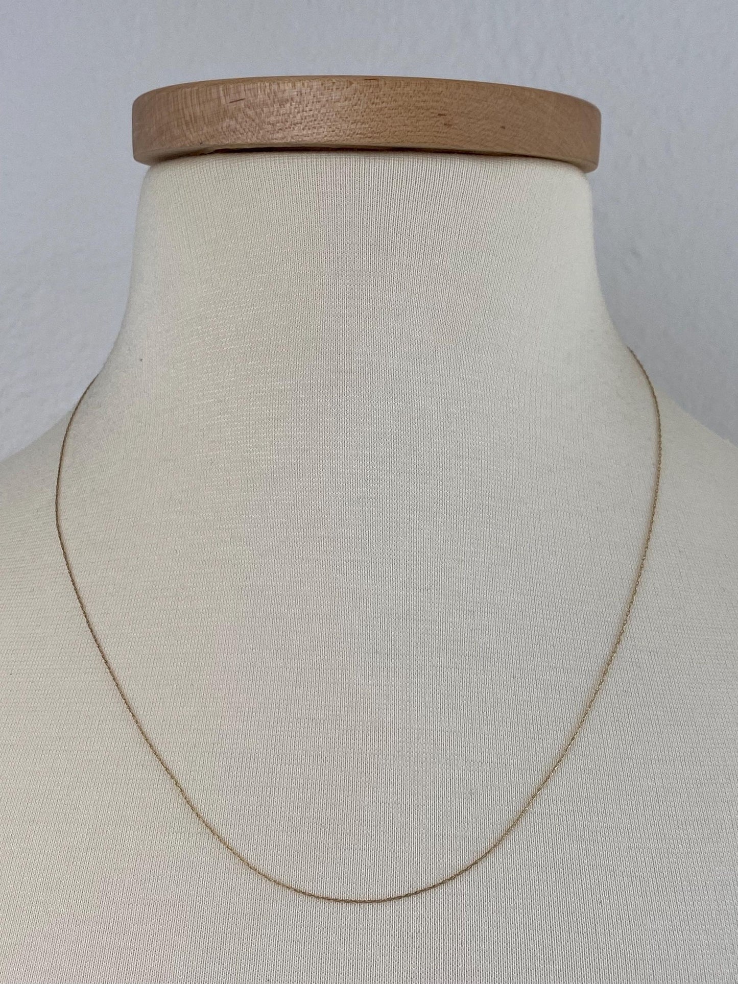 Vintage Solid 10k Yellow Gold Dainty Chain Necklace - 20.5 inches