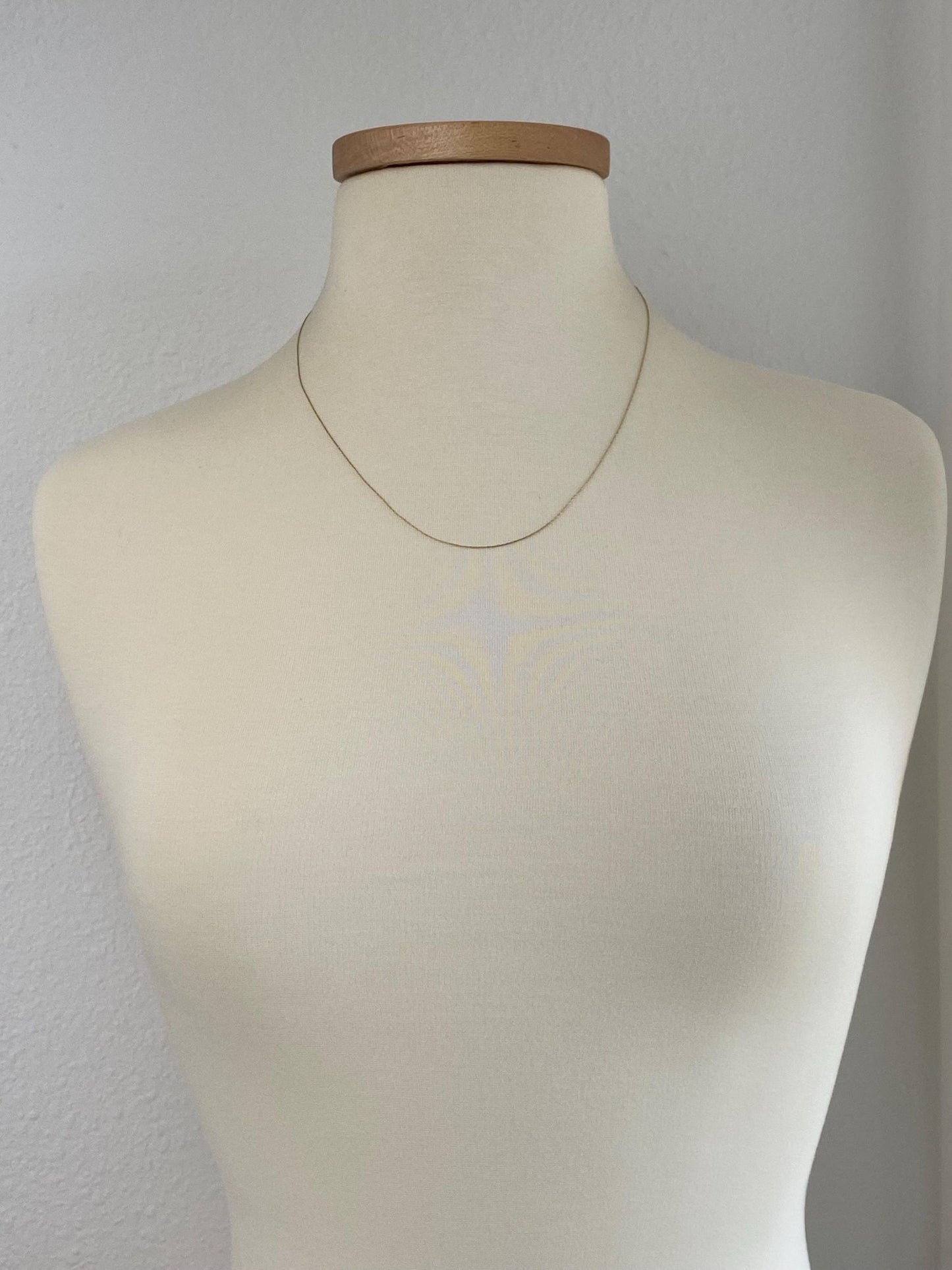 Vintage Solid 10k Yellow Gold Dainty Chain Necklace - 20.5 inches