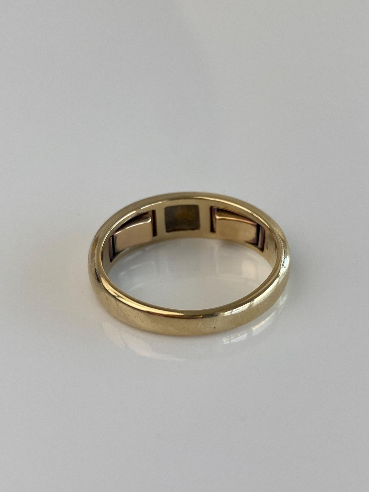 Vintage Solid 14k Yellow Gold Domed Milgrain Ring Band - Size 9.75