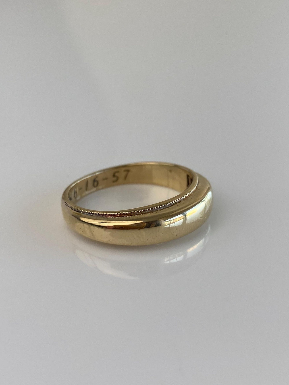 Vintage Solid 14k Yellow Gold Domed Milgrain Ring Band - Size 9.75