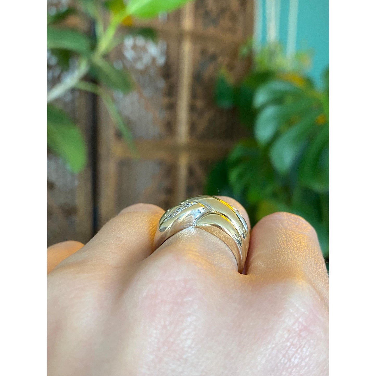 Vintage Solid 14k White & Yellow Gold Diamond Twist Ring Band - Size 7.25