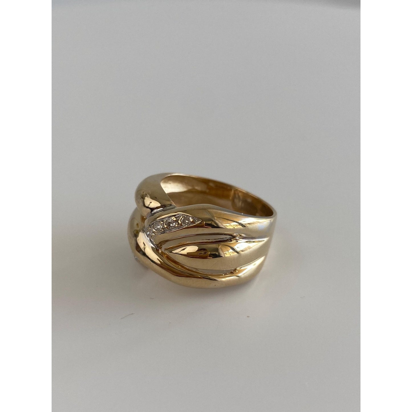 Vintage Solid 14k White & Yellow Gold Diamond Twist Ring Band - Size 7.25