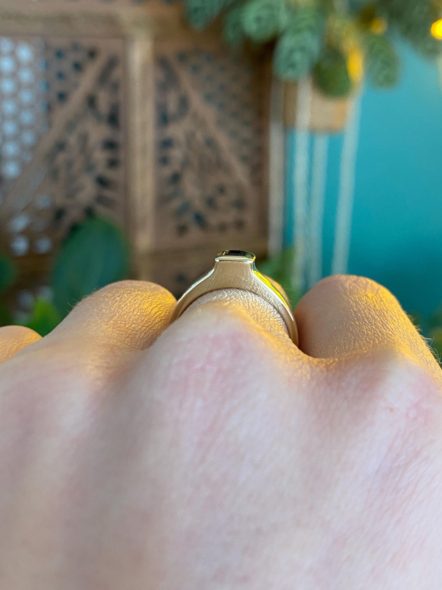 Vintage Solid 14k Yellow Gold Garnet Ring - Size 6.5