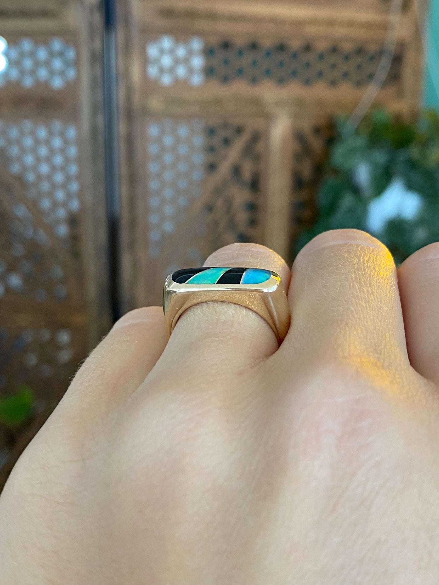 Vintage Solid 14k Yellow Gold Opal Black Onyx Inlay Design Ring - Size 6