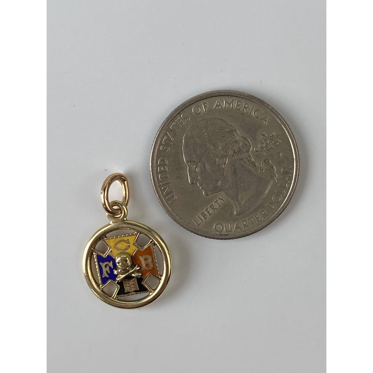 Vintage Solid 14k Yellow Gold Enamel Freemason Charm