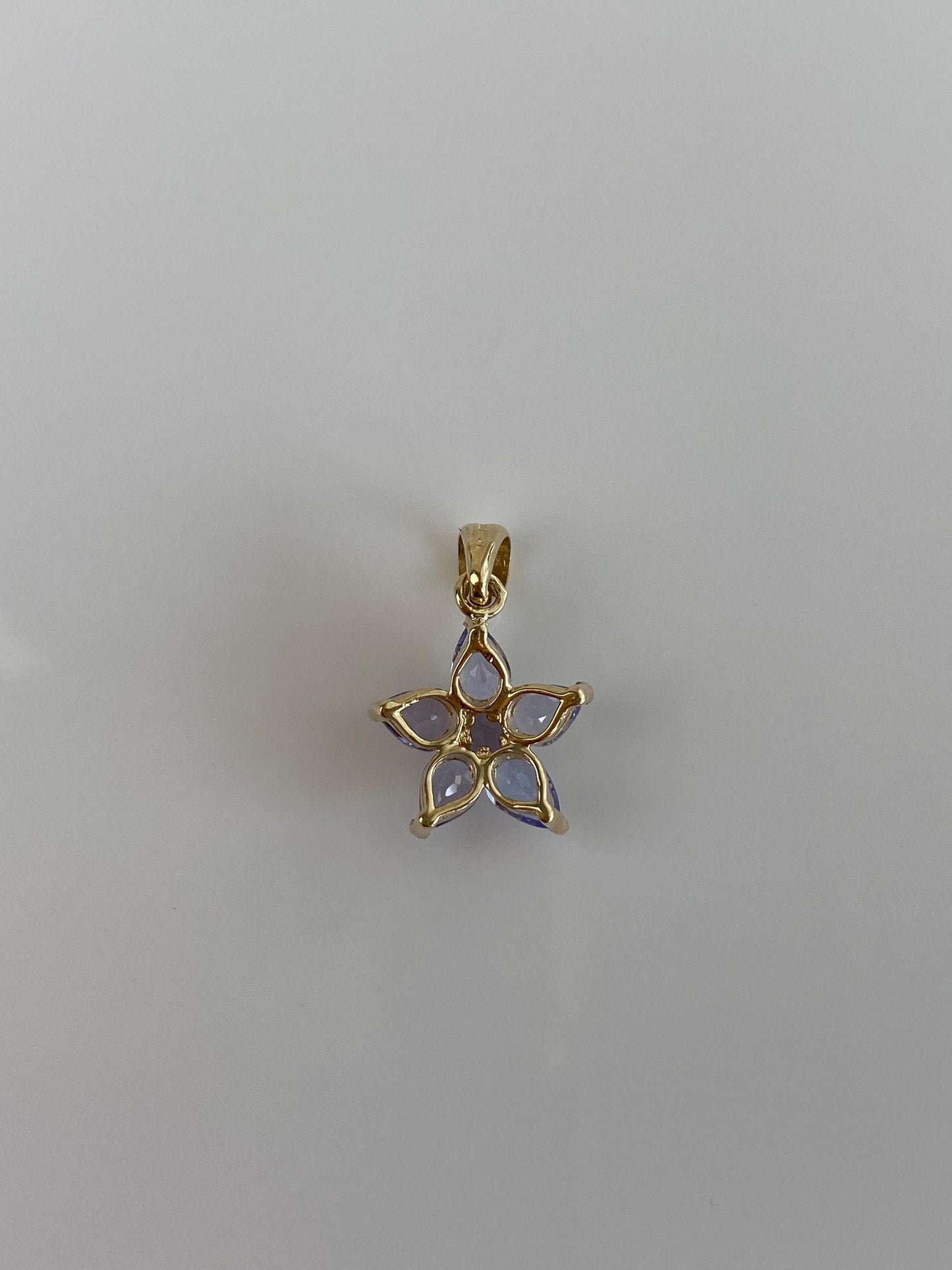 Vintage Solid 14k Yellow Gold Tanzanite Flower Charm