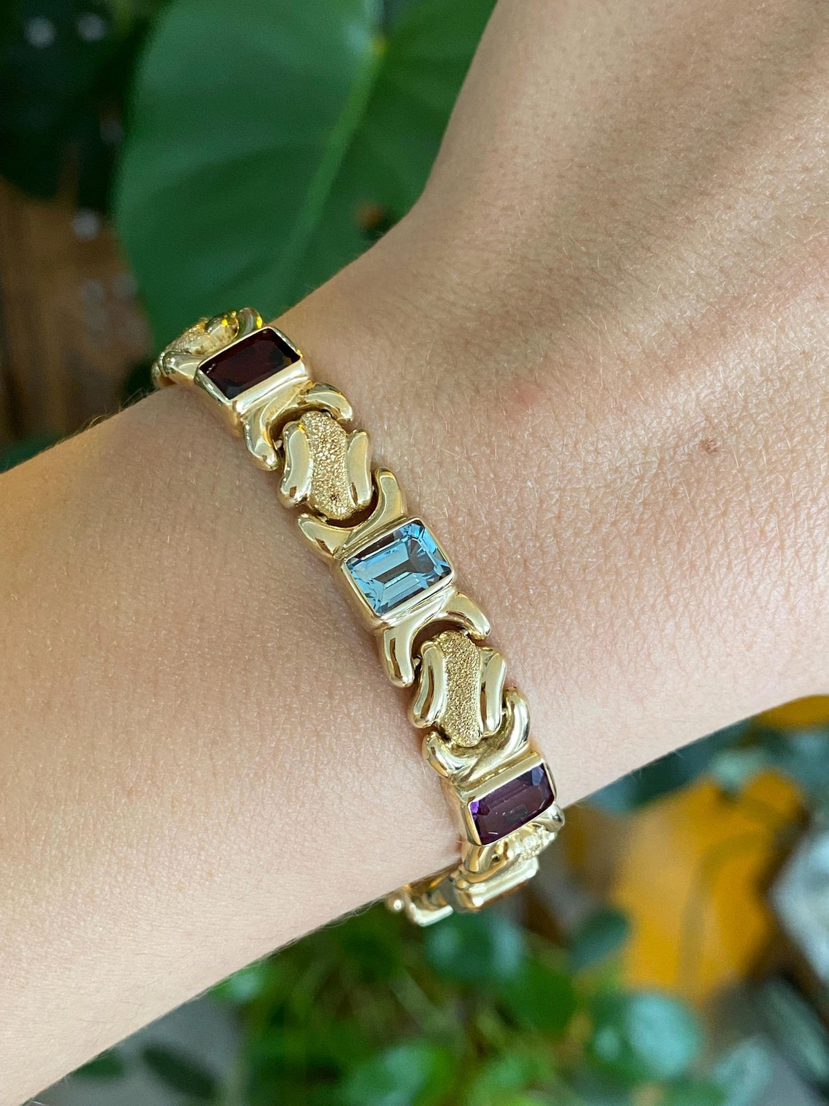 Vintage 14k Yellow Gold Garnet Amethyst Citrine Topaz Fancy Sparkly Link Bracelet - 7.25 inches