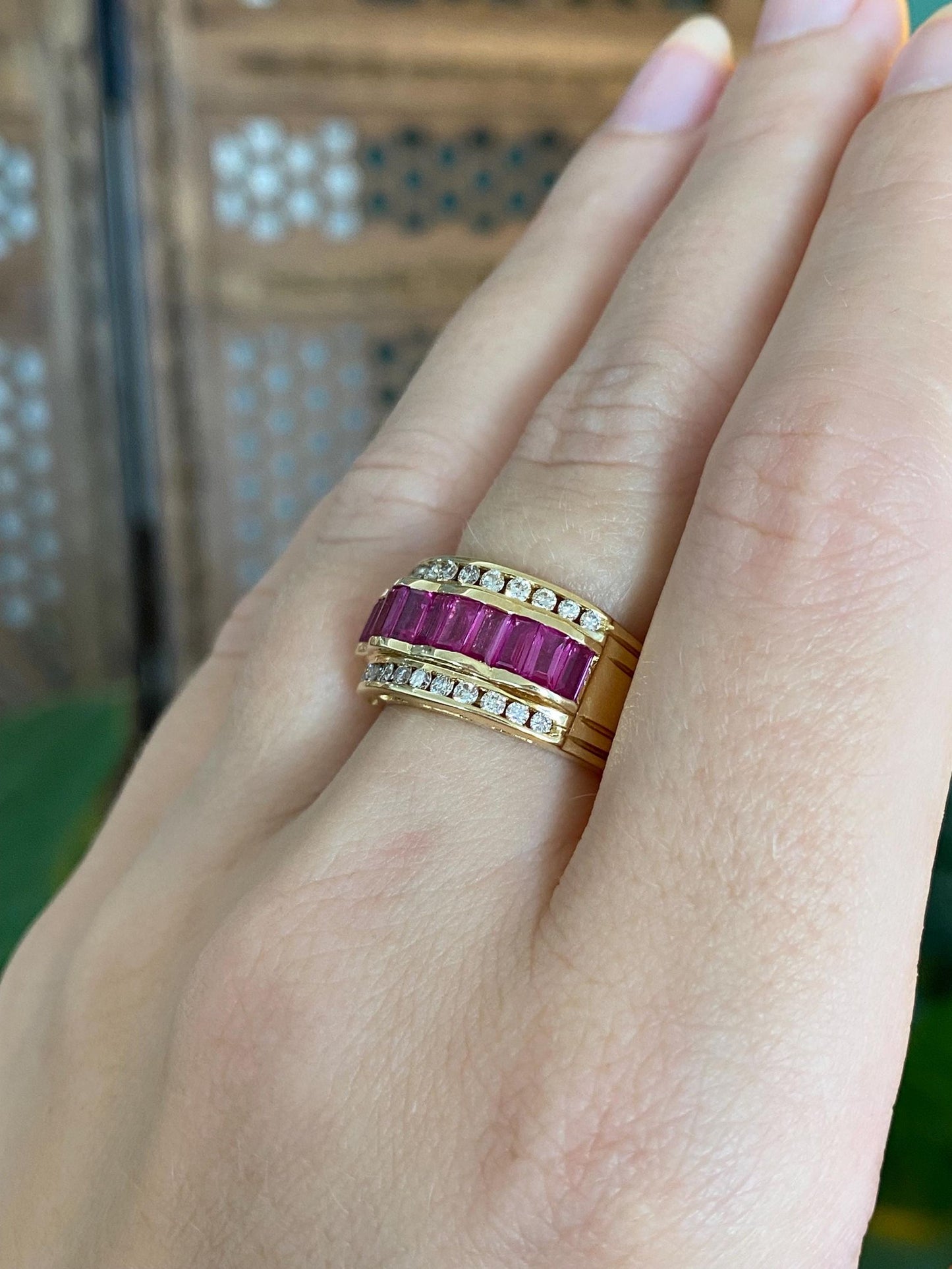 Levian Solid 18k Yellow Gold Pink Sapphire Diamond Ring Band - Size 6.75