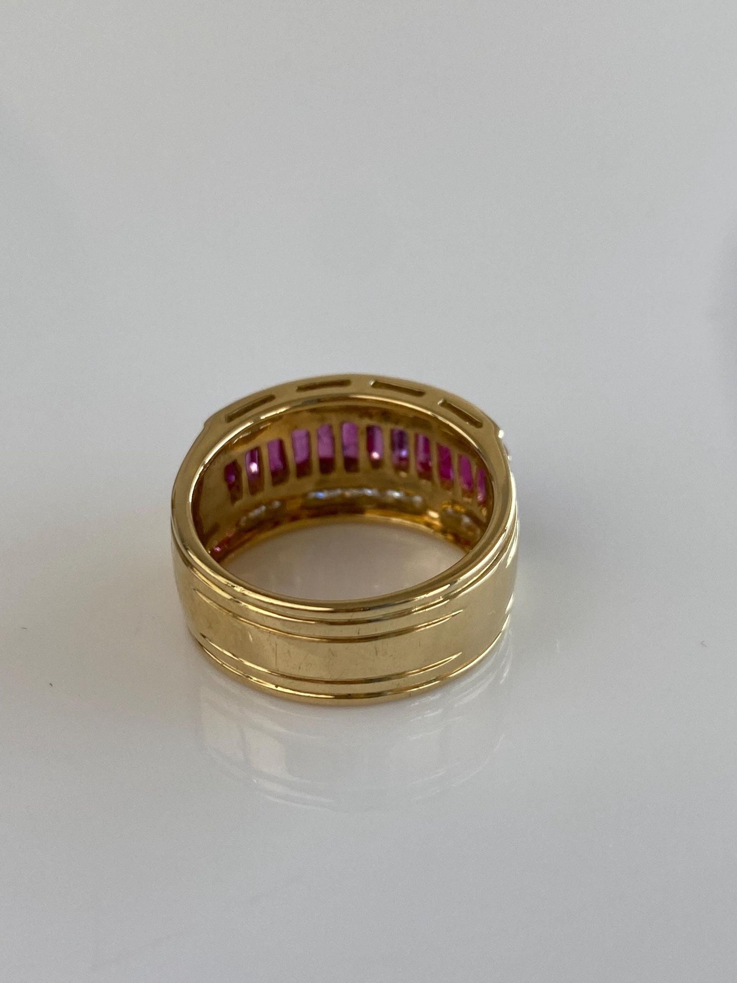Levian Solid 18k Yellow Gold Pink Sapphire Diamond Ring Band - Size 6.75