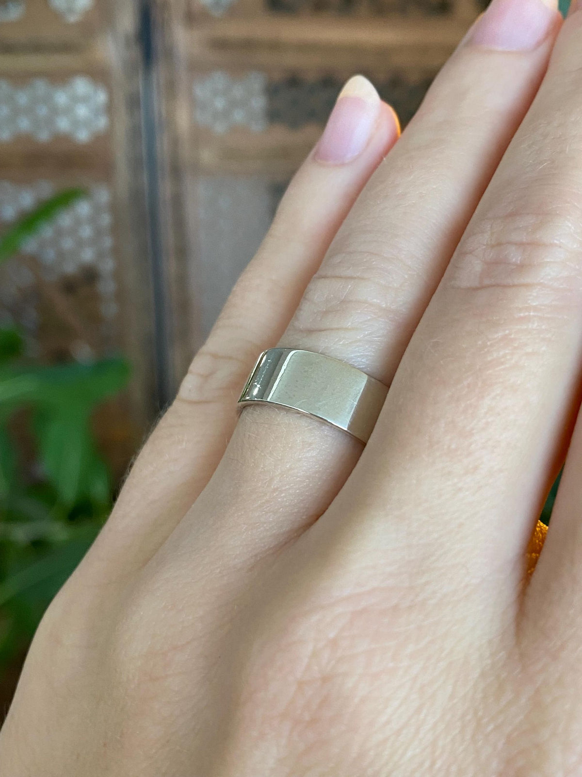 Vintage Solid 14k White Gold Straight Edge Ring Band - Size 6.75