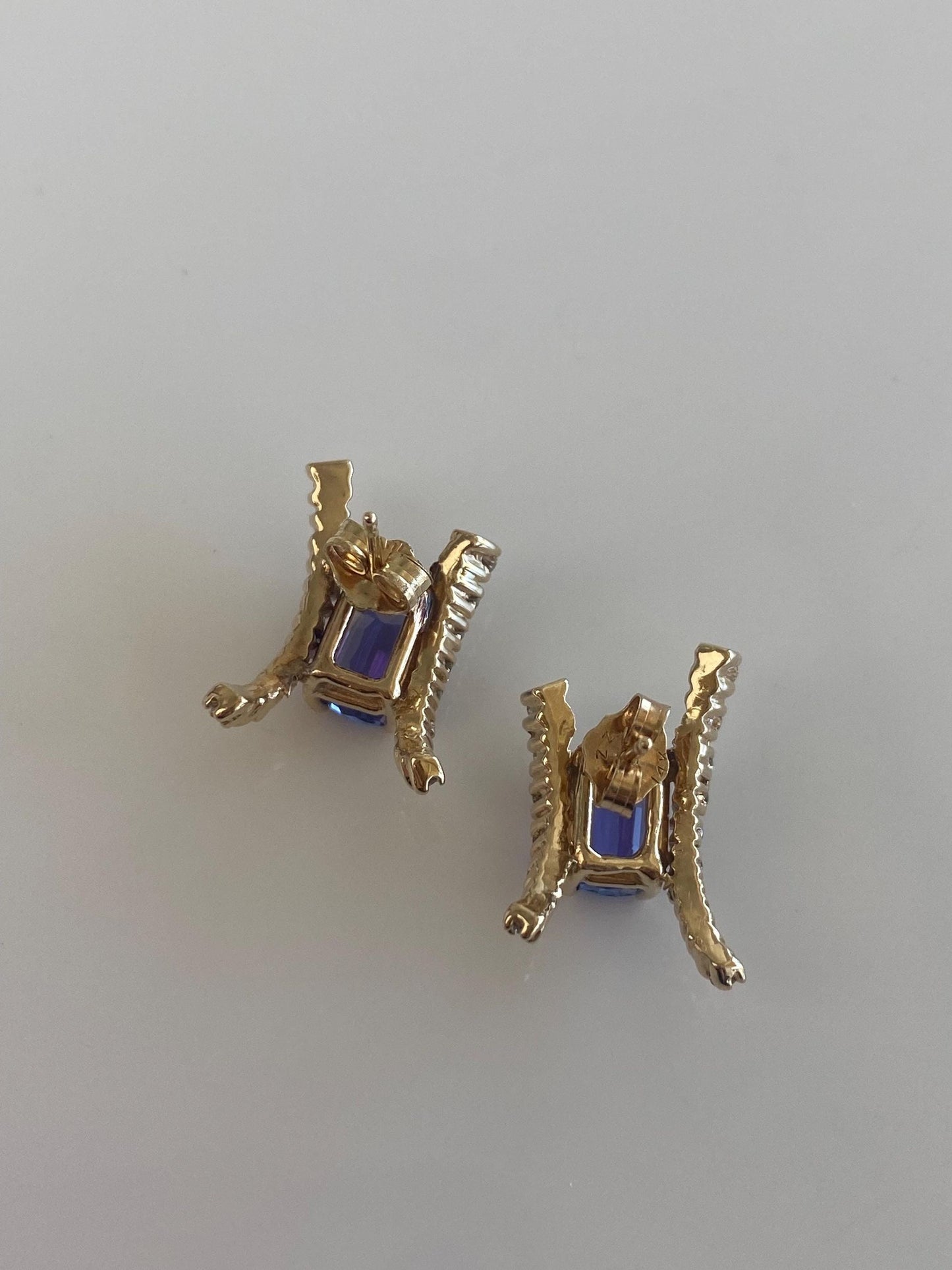 Vintage Solid 14k Yellow Gold Tanzanite Diamond Drop Earrings