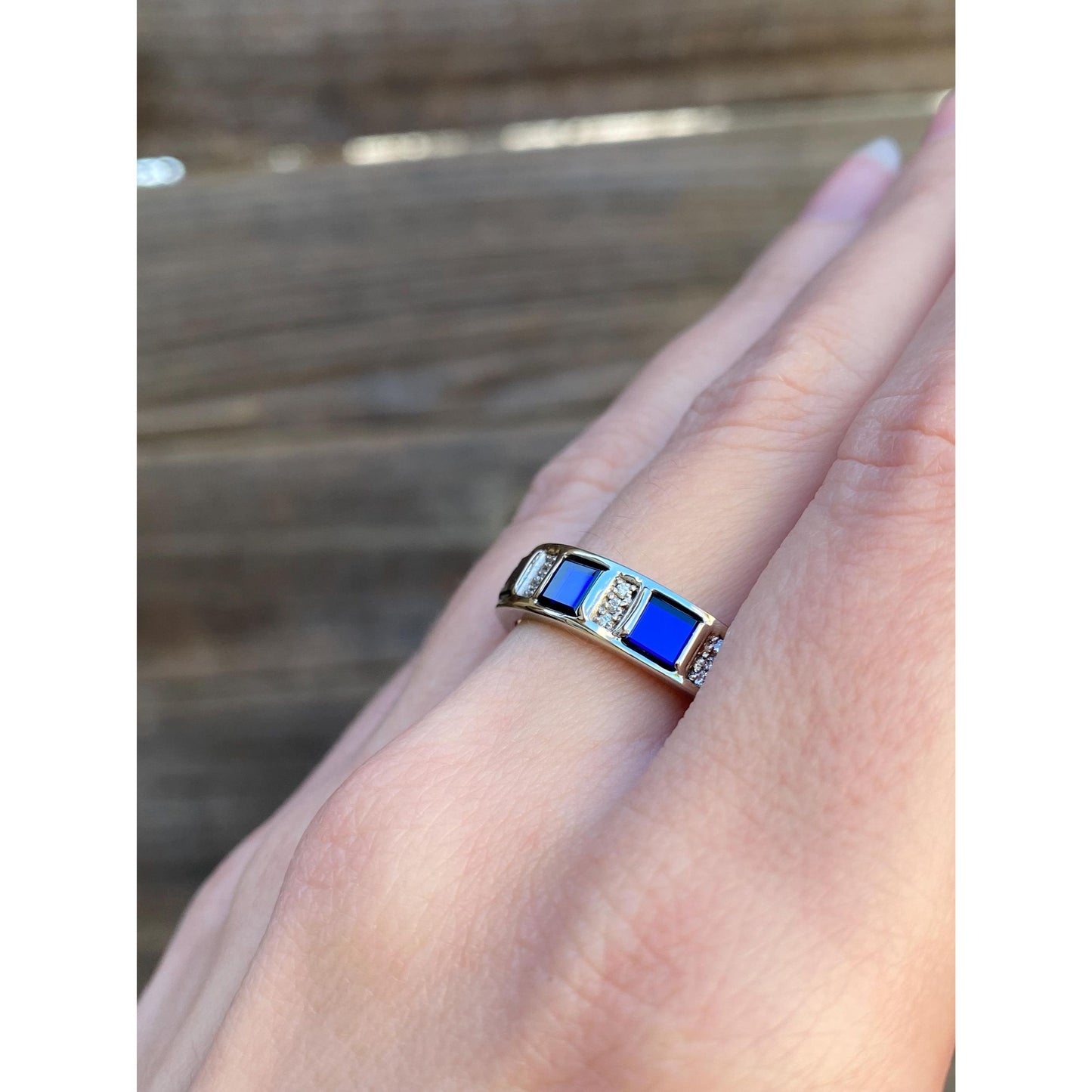 Vintage Solid 14k White Gold Blue Spinel Diamond Chunky Ring Band - Size 8.75