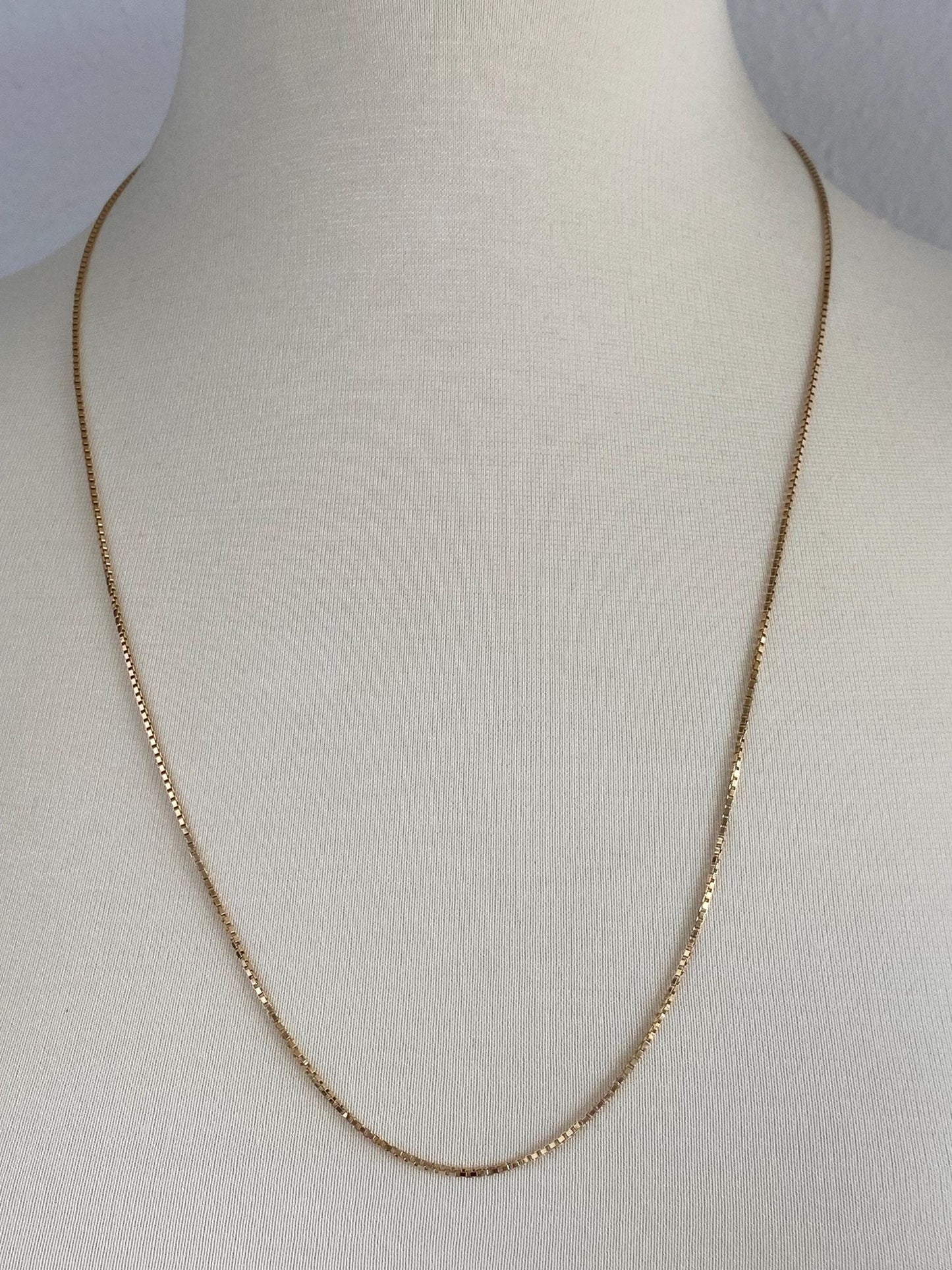 Vintage Solid 10k Yellow Gold Box Chain Necklace - 26.5 inches