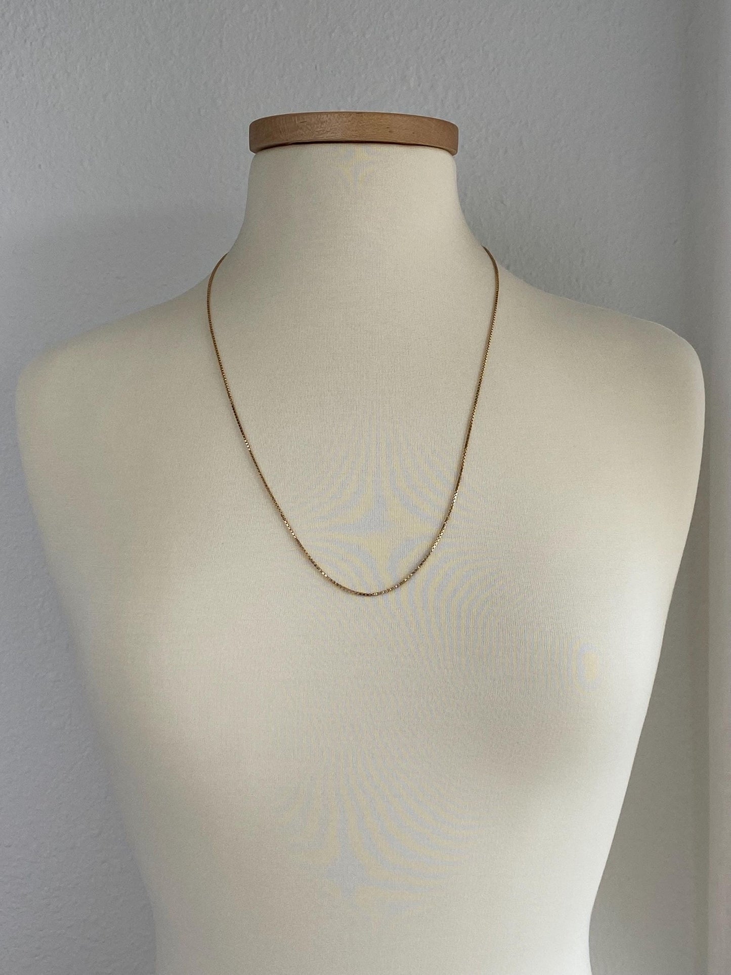 Vintage Solid 10k Yellow Gold Box Chain Necklace - 26.5 inches