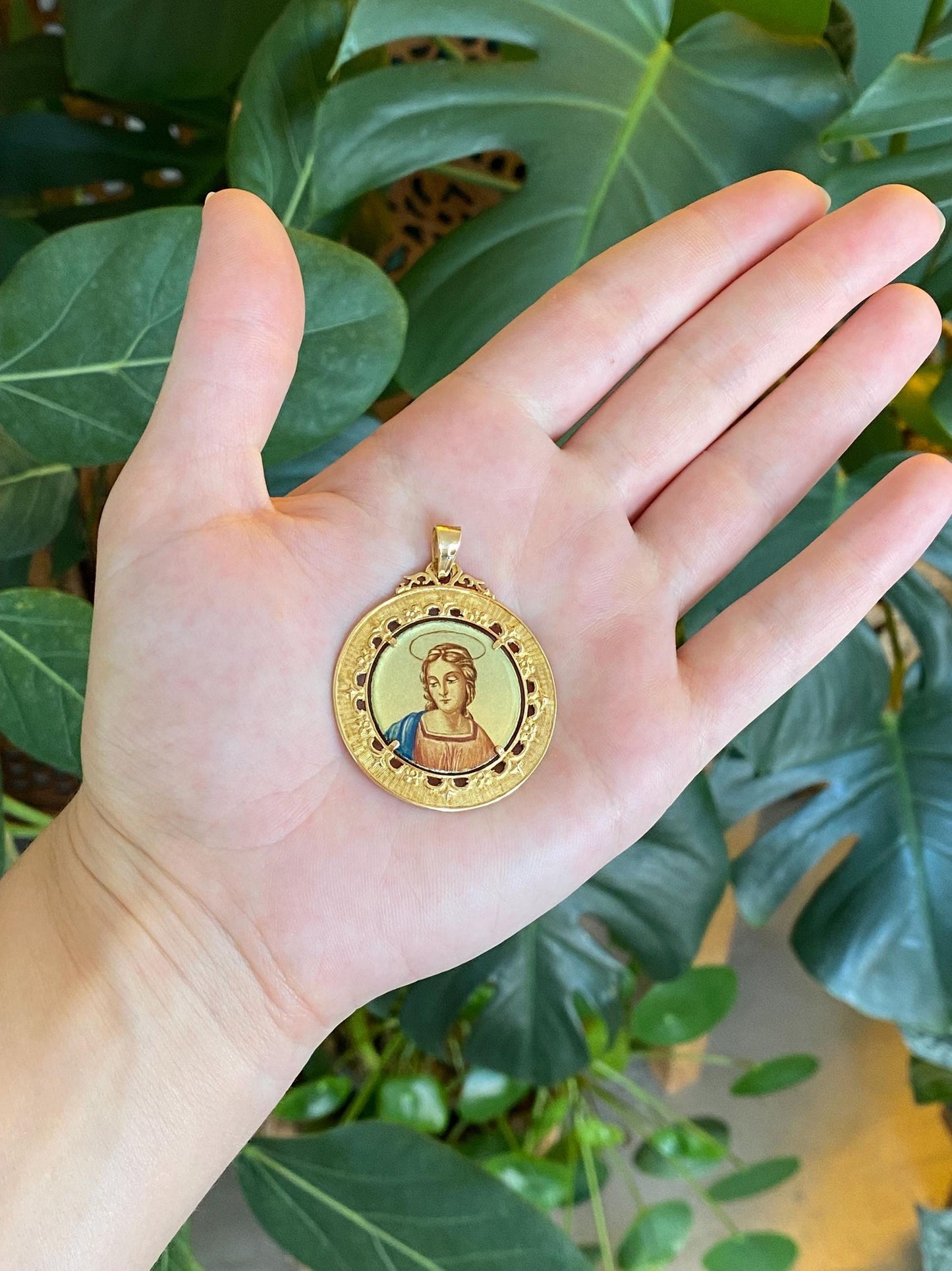 Solid 18k Yellow Gold Large Enamel Open Work Religious Charm
