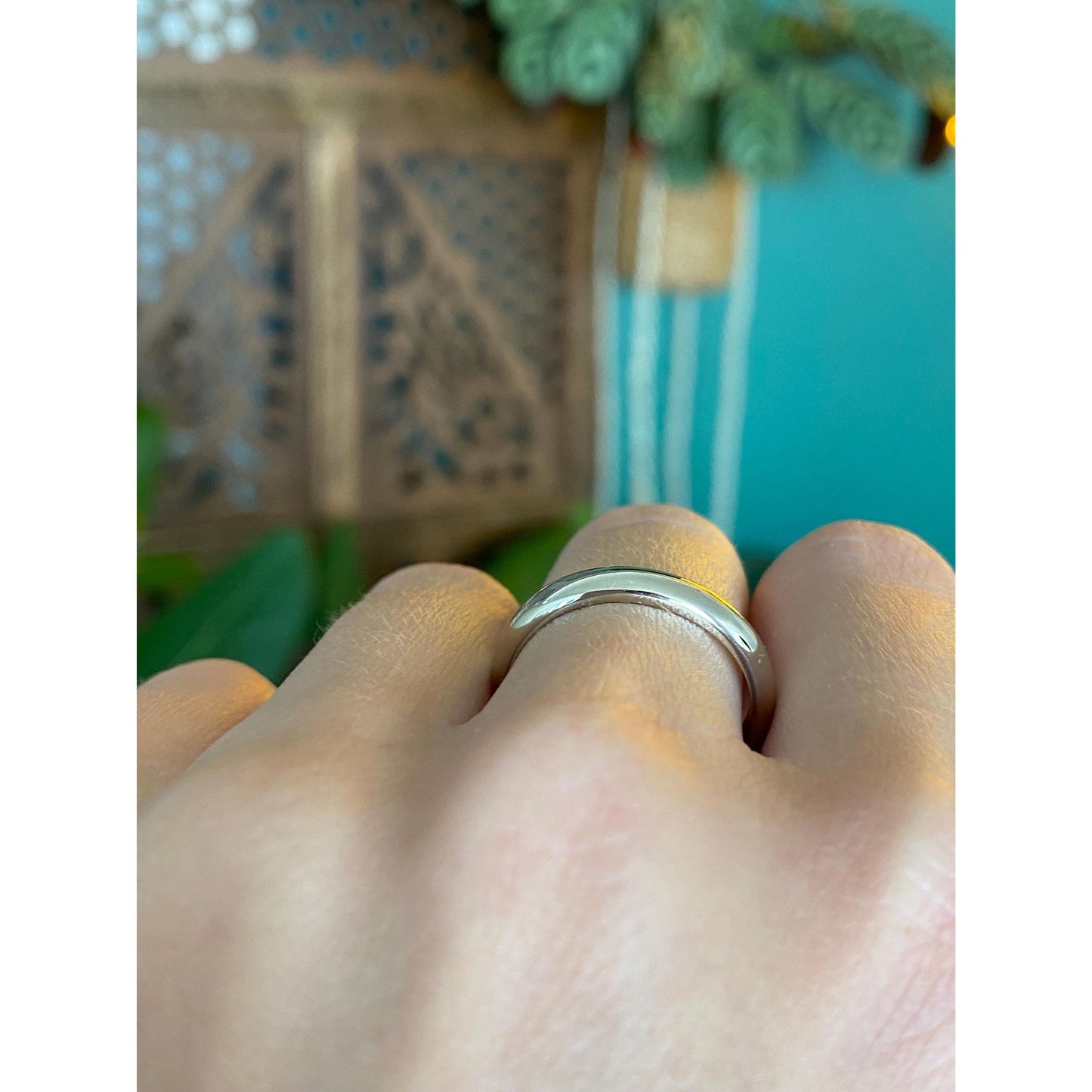 Vintage Solid 14k White Gold Ring Band - Size 8.25