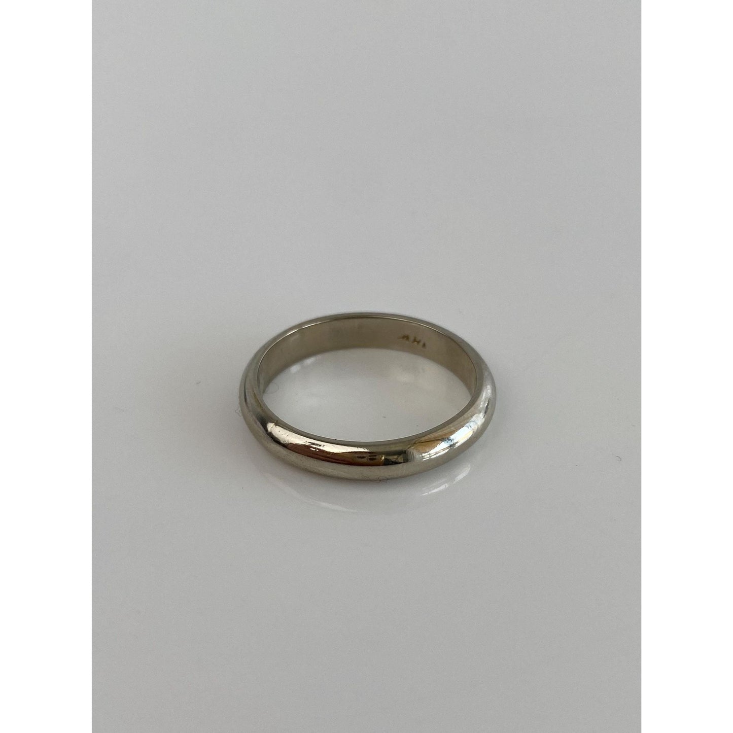 Vintage Solid 14k White Gold Ring Band - Size 8.25