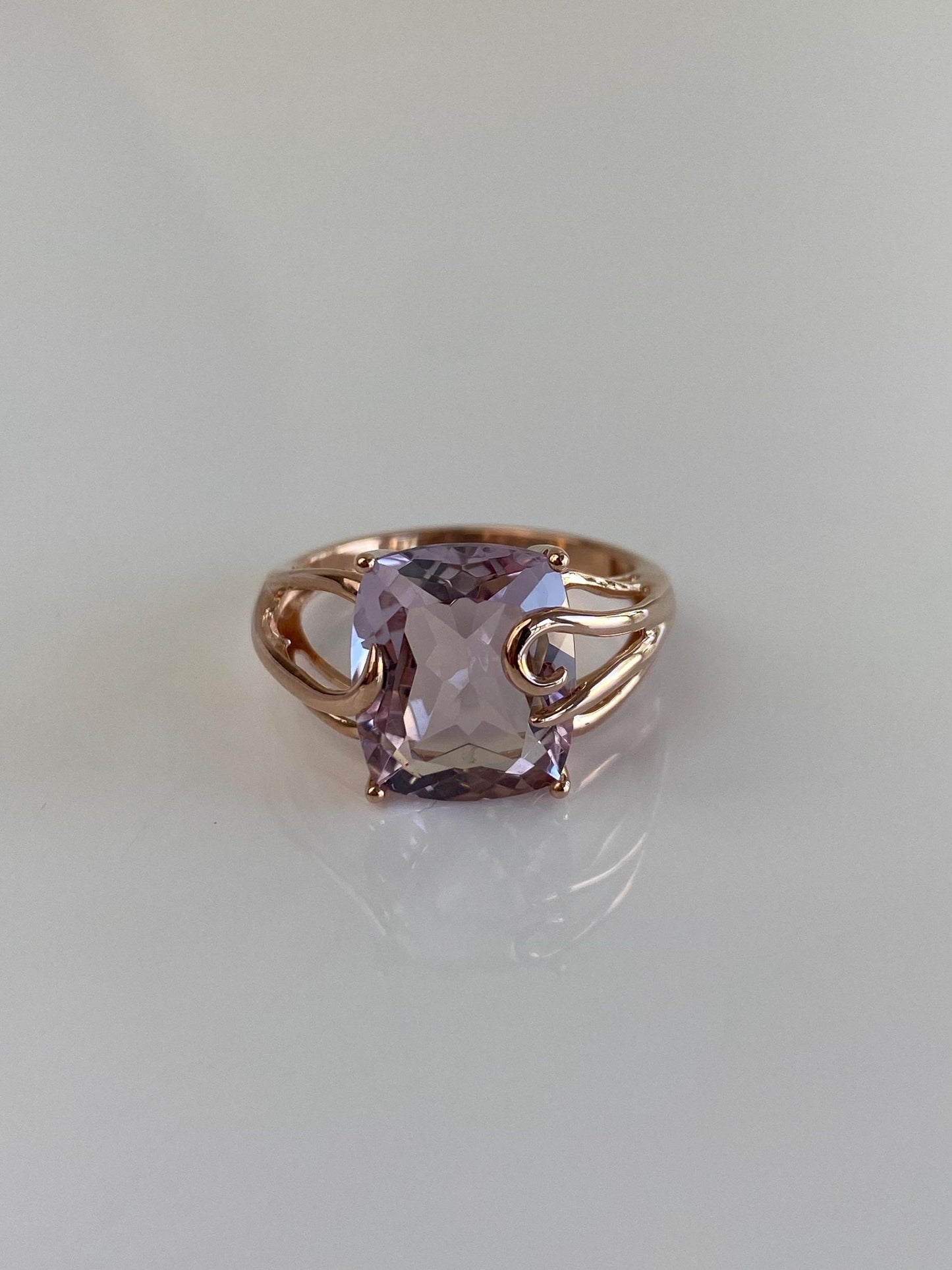 Vintage Solid 14k Rose Gold Light Purple Amethyst Ring - Size 7