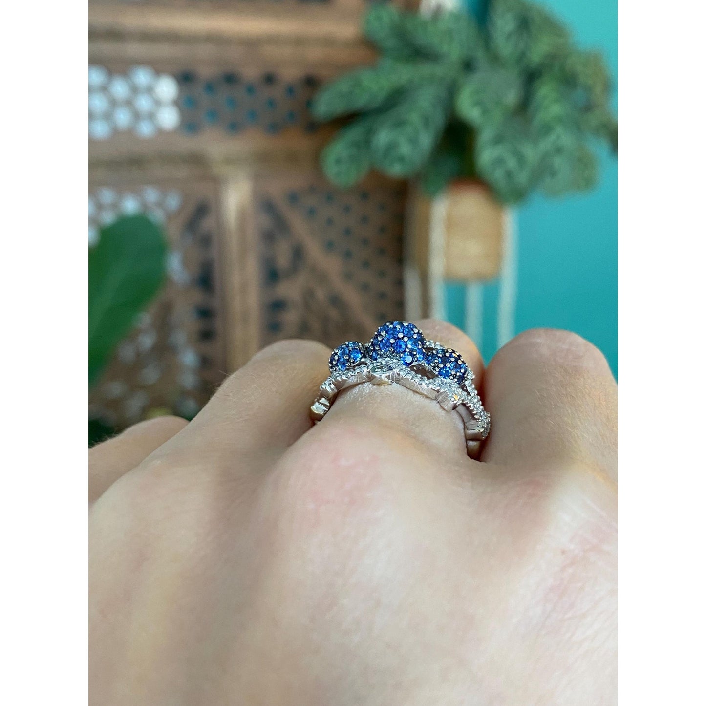 Vintage Solid 18k White & Yellow Gold Diamond Blue Sapphire Ball Ring Band - Size 6.75