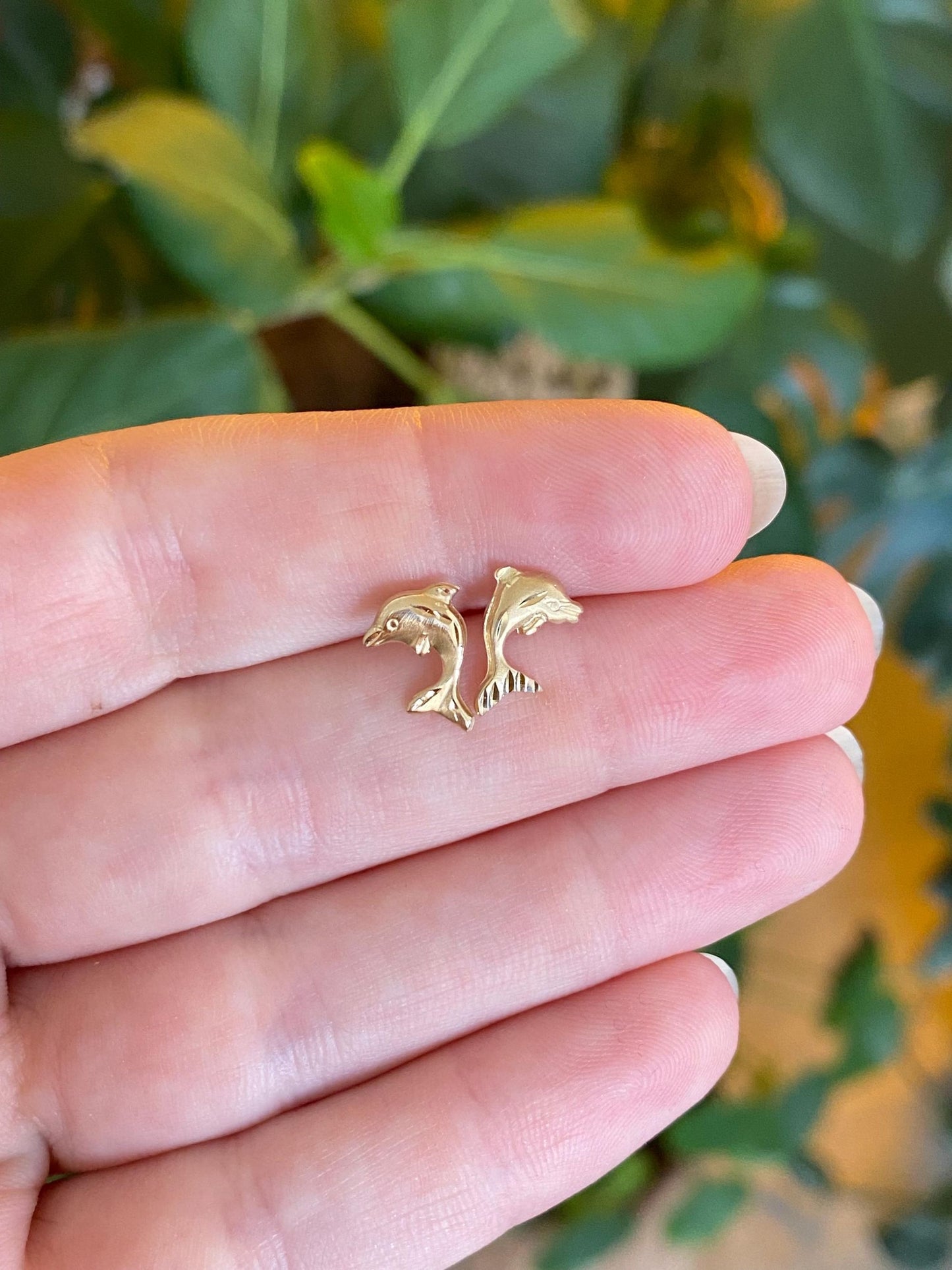 Solid 14k Yellow Gold Diamond Cut Dolphin Stud Earrings