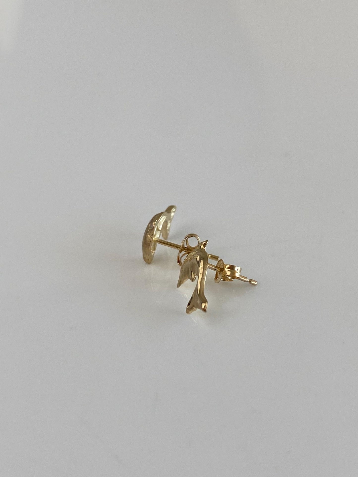 Solid 14k Yellow Gold Diamond Cut Dolphin Stud Earrings