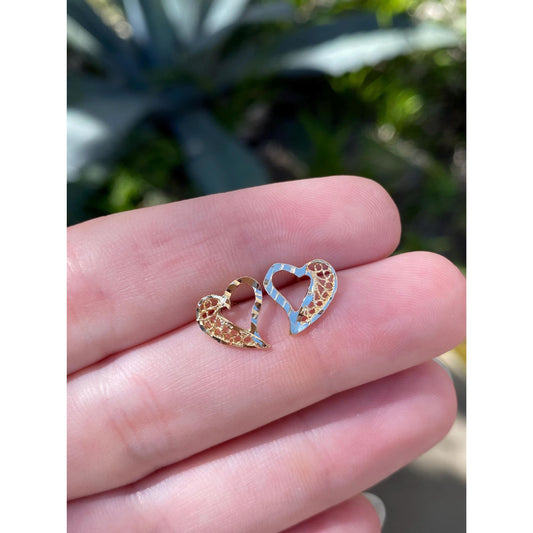 Vintage Solid 14k Yellow Gold Diamond Cut Filigree Heart Stud Earrings