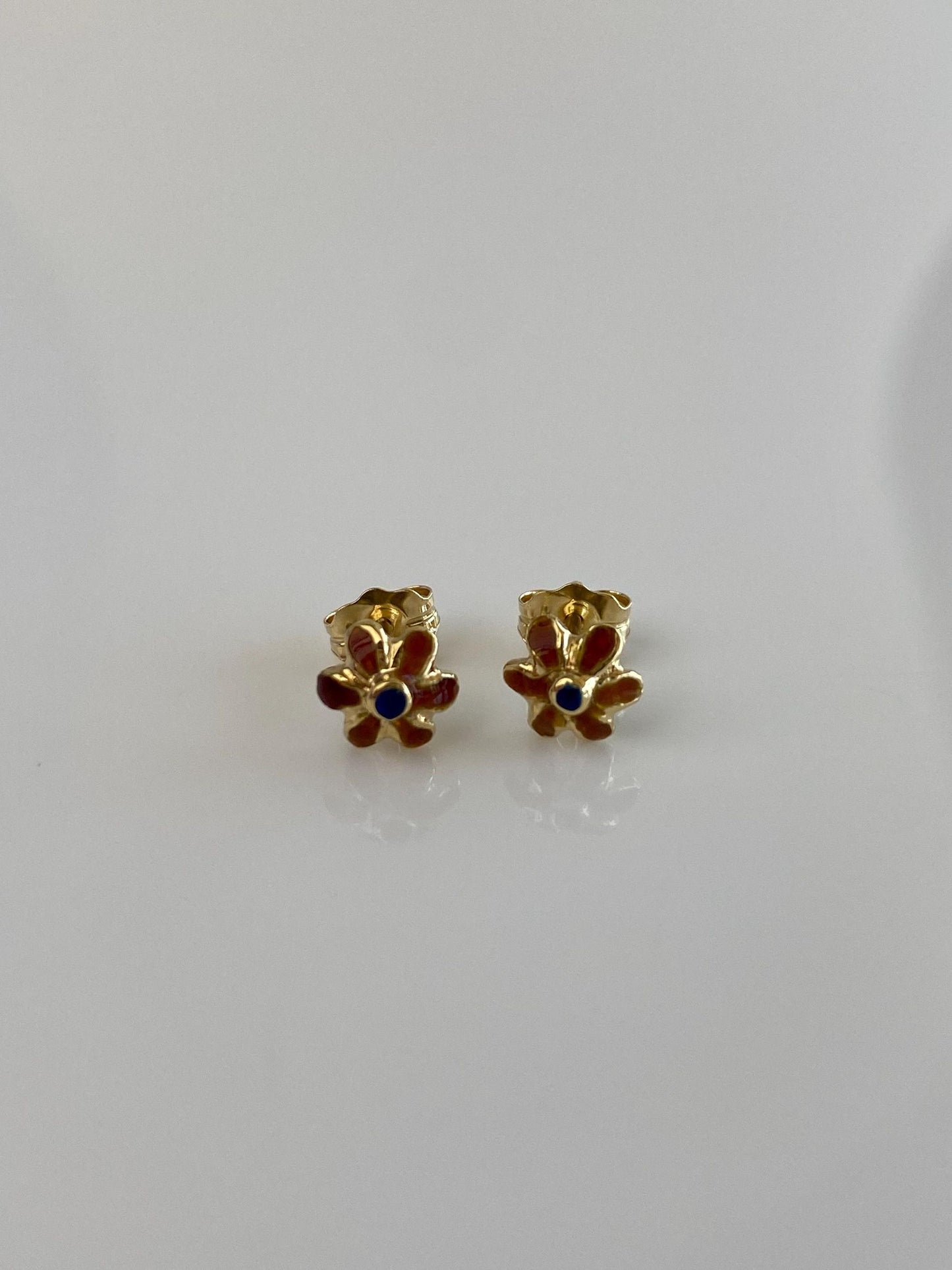 Vintage Solid 18k Yellow Gold Blue Red Enamel Flower Stud Earrings