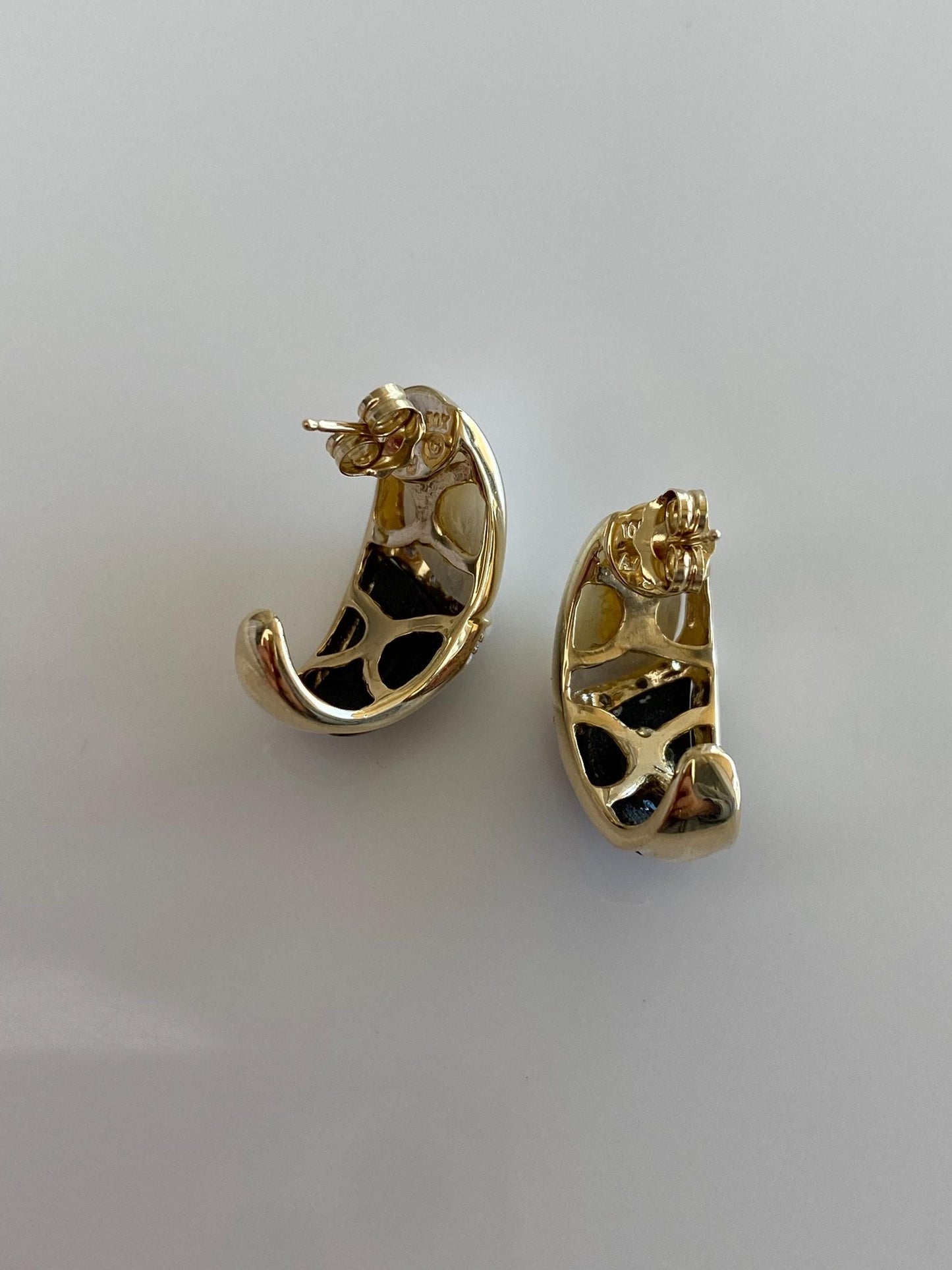 Vintage Solid 10k Yellow Gold Diamond Onyx Mother of Pearl Drop Earrings