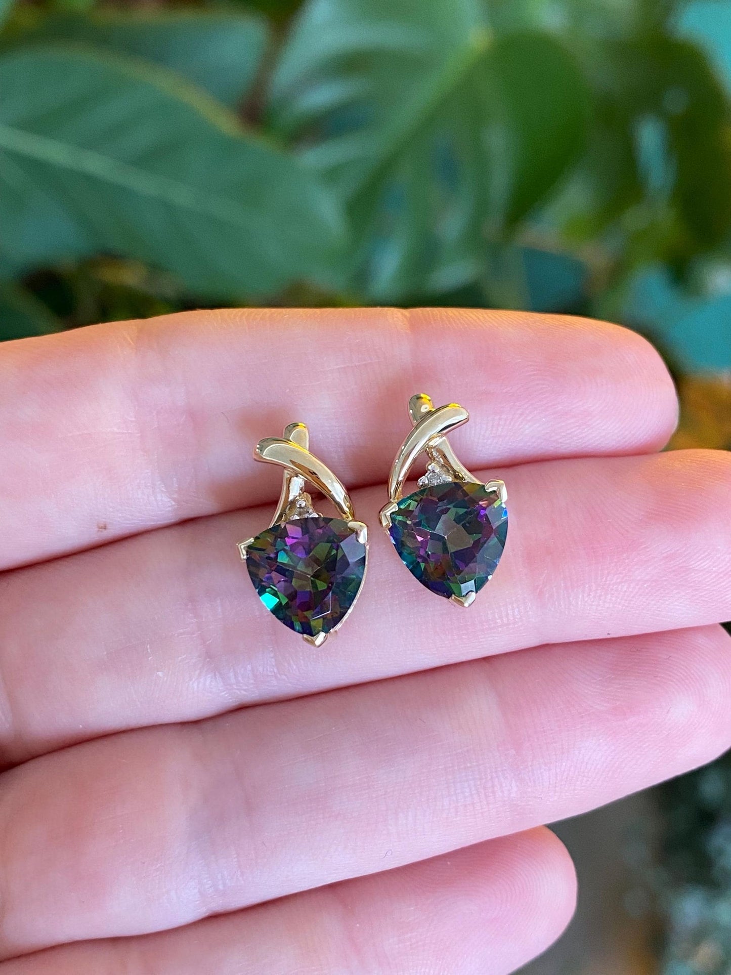 Vintage Solid 14k Yellow Gold Diamond Mystic Topaz Stud Earrings